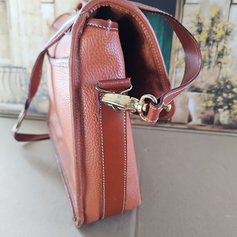 Vintage Dooney & Bourke Awl leather extra large messenger bag Excellent! - Picture 8 of 16
